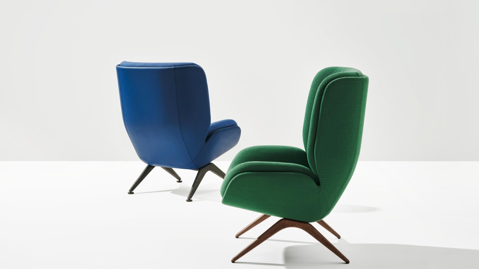 Waiting room armchairs Lepal by Arper in an Indian office