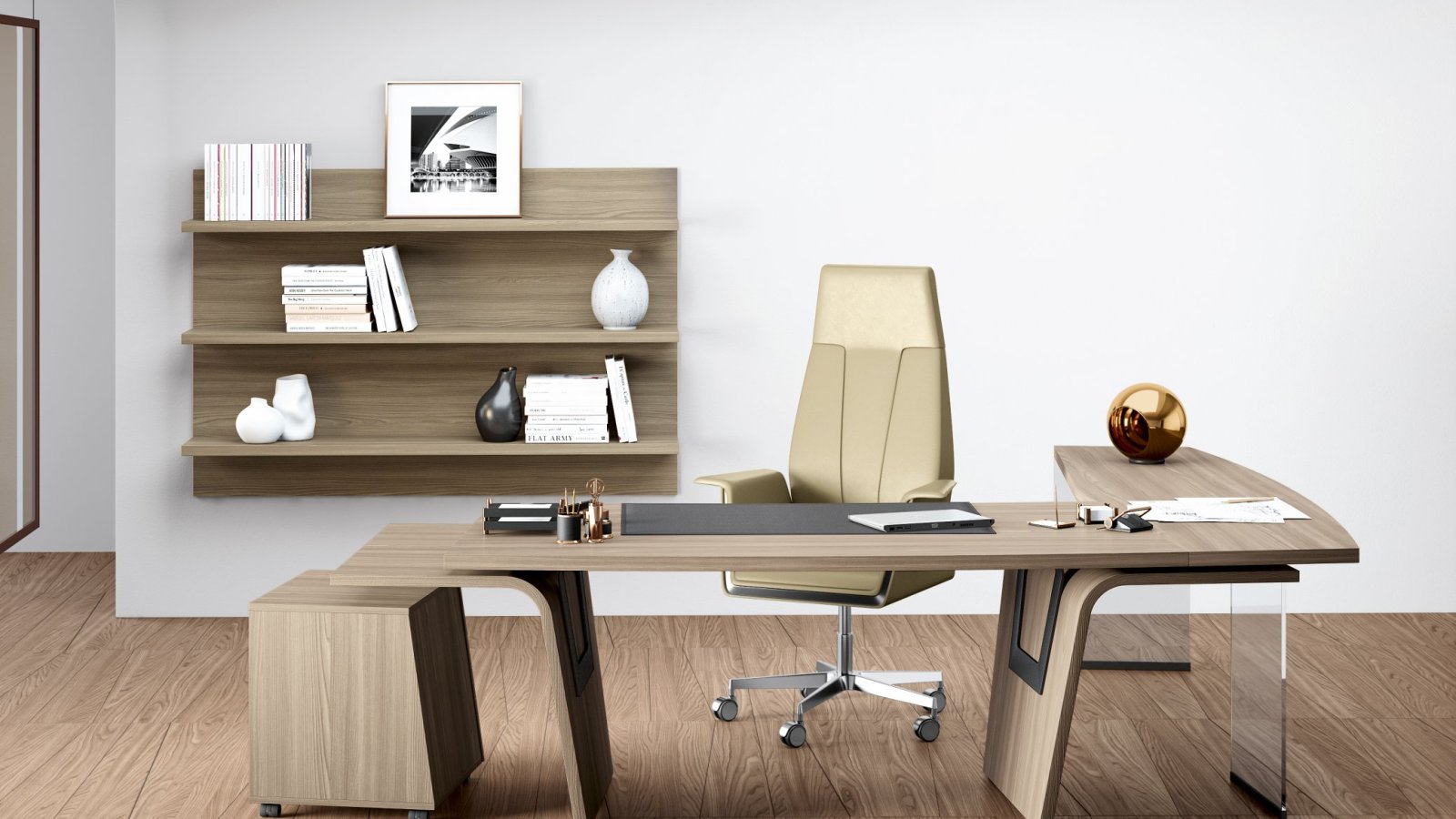 Larus desk by Della Rovere in an Indian corporate cabin