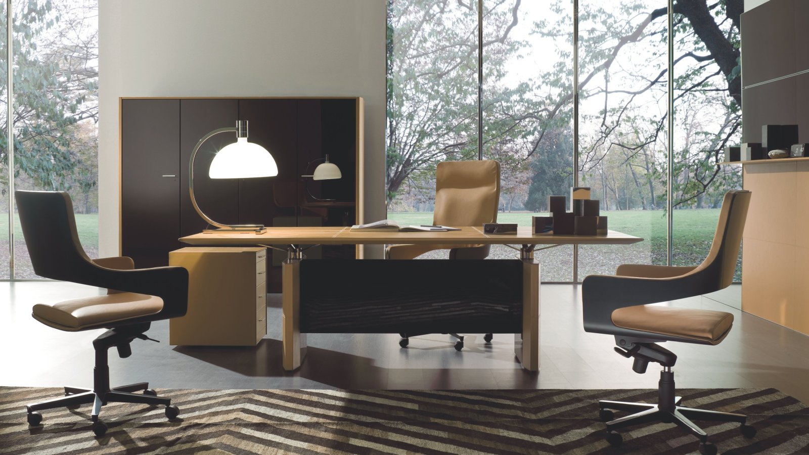 De Symetria modern executive table in an MD cabin