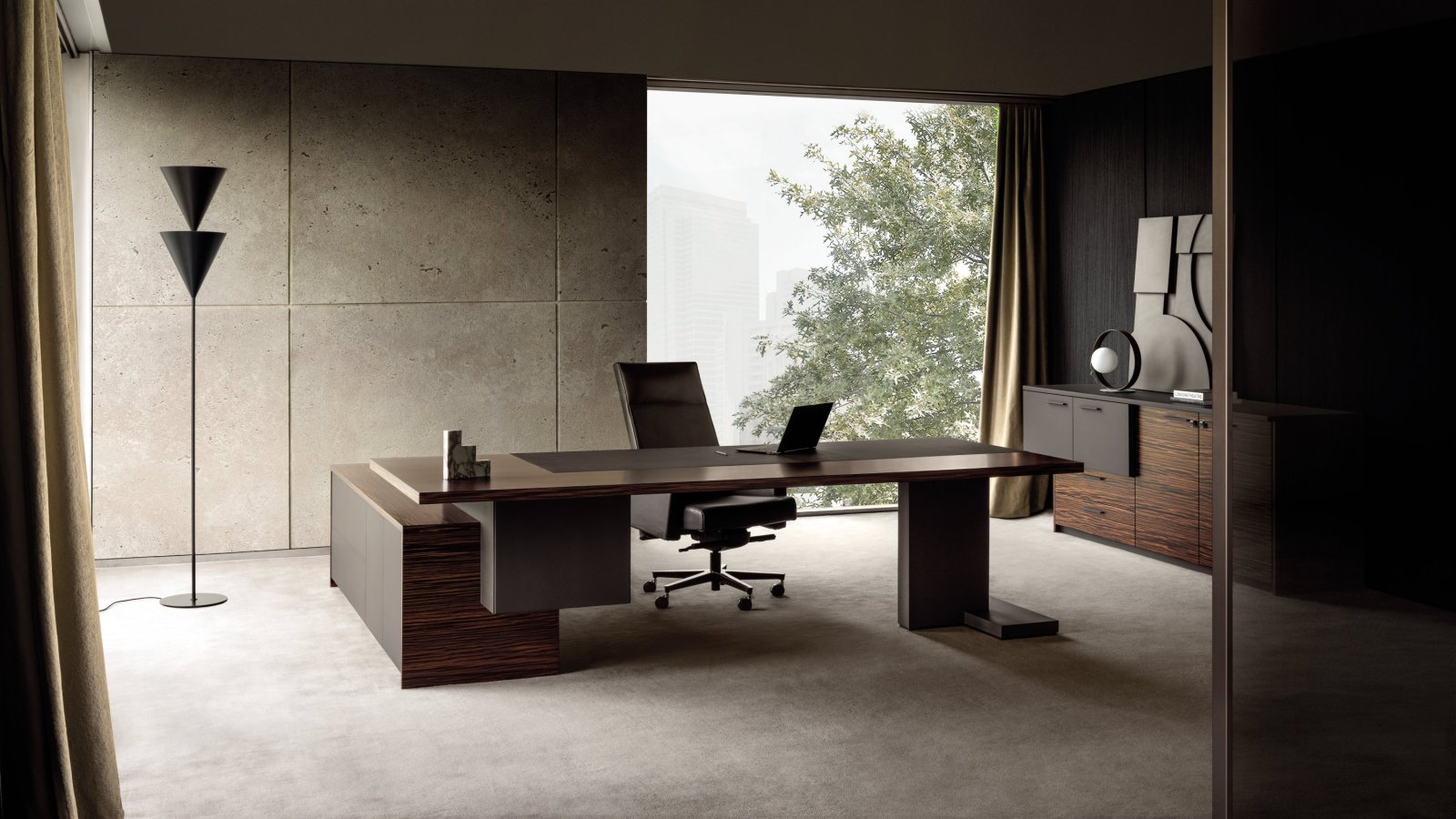Inca luxury executive table by i4Mariani in an MD cabin