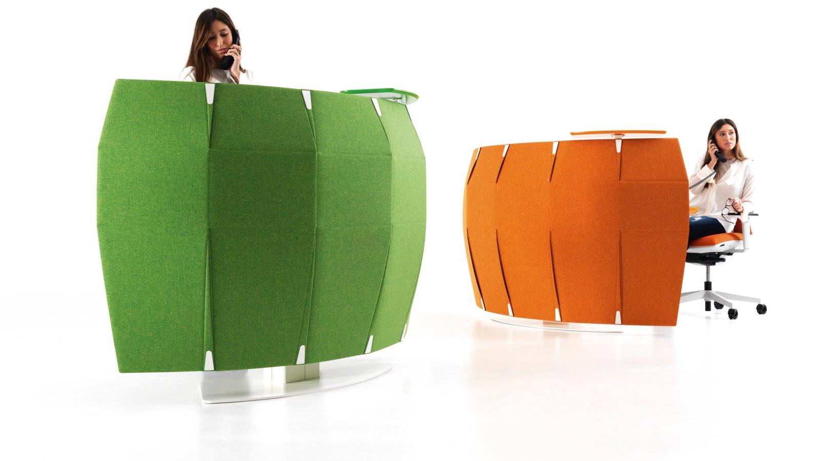 Funny Sat compact reception desk by IVM Office in orange fabric