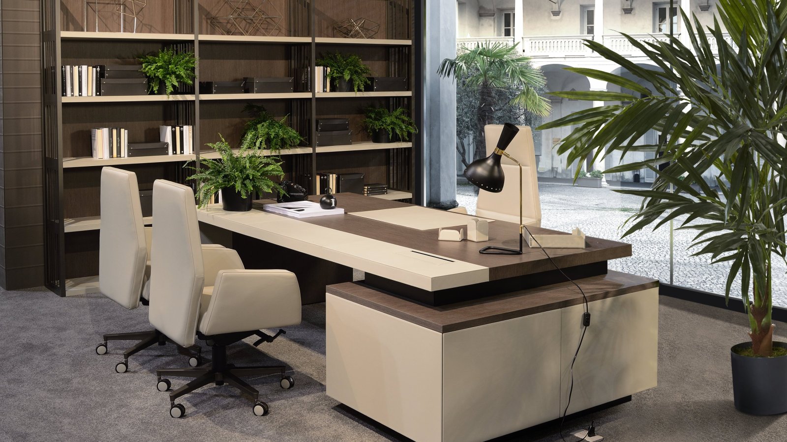 Kefa director table by i4Mariani in an MD cabin