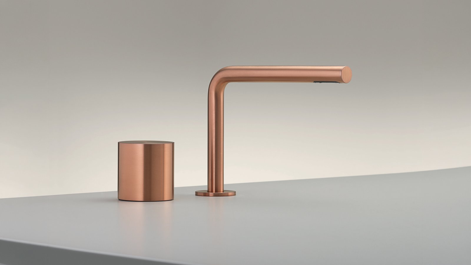 Opus two-hole progressive mixer with swivelling spout in Copper satin finish