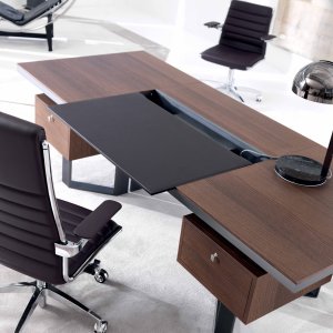 Lloyd drawer unit on castors with veneered fronts