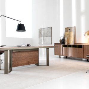 Octagonal Lloyd meeting table by IVM with eight equal sides and faux leather centre