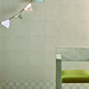 Counter surface in Azulej Grigio tiles