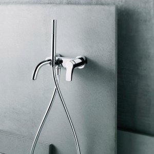 High AL/23 basin mixer placed beside a table-top wash basin