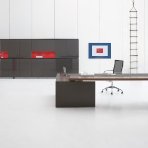 Brushed metal insert defining the areas of the Ar.tu desktop