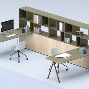 Manager table Lay resting on a 160 cm storage unit