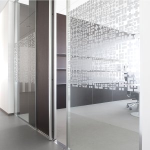 Single-glazed www.60 partition with concealed profile