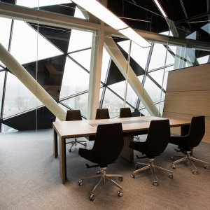 Side profile of the Aston chair by Arper