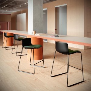 Campus lounge furnished with Catifa Carta seating