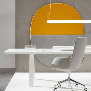 Medium backrest Catifa Sensit for the working team