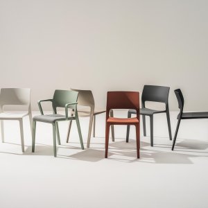 Juno 02 chair by Arper in sage green polypropylene