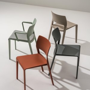 Glue-free seat cushion of the Juno 02