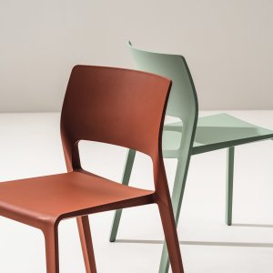 Rust coloured Juno 02 designer chair