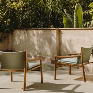 Waiting area furnished with Kata seating