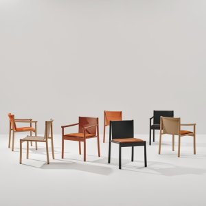 Kata Chair standing level on an uneven floor