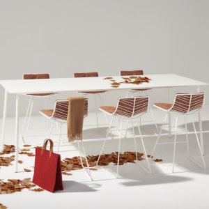 Stackable Leaf chair by Arper in white painted steel rod
