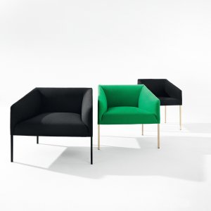 The larger Saari armchair by Arper in leather