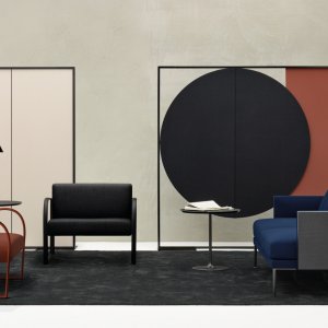 High backrest of the Steeve Lou sofa