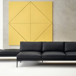 Steeve corner composition in a waiting area