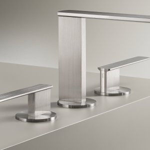 Thermostatic shower set of the Ayla collection with hand shower, Cea Design