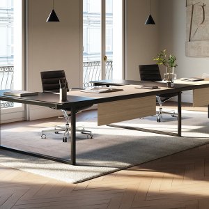 Be.1 workstation with storage under the top