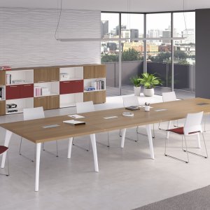 Elliptical Attiva meeting table for 18 on column sides with chrome flush joints