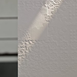 Déchirer slab in the 120x120 format