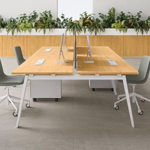 Return on supporting pedestal with lock, E-Place by DVO Office
