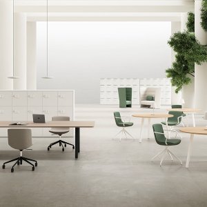 In-line connectable E-Place desk joined to the next workstation