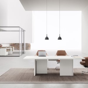 Oxford executive desk by DVO on an X-shaped leg
