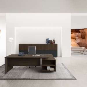 Planeta executive cabin desk in tobacco oak