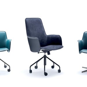 Electa boardroom chair by Fasem