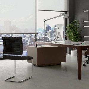 Aluminium frame 60 mm high flush with the 22 mm top on a Grand More desk