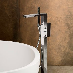 Square overhead shower on a wall arm with hand shower, Mint in Matt Gun Metal