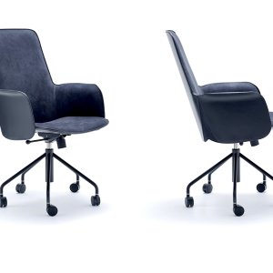 Electa BG swivel chair on five castors