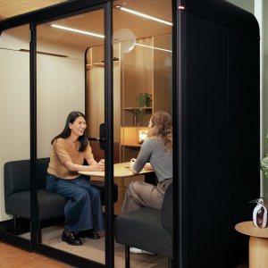 Touchscreen embedded in the Framery Four table