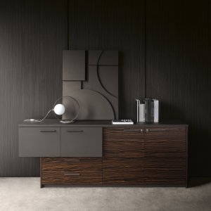 Charcoal grey lacquered foot