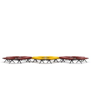 Triangular table connecting two Kiik sofas