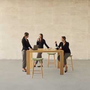 Kyo collection overview in an executive floor