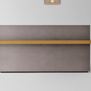 Rovere Classico veneer on a Kyo Reception counter by Martex