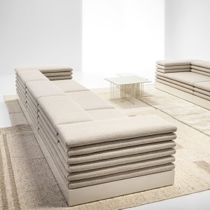 L-shaped Acamante arrangement by LaCividina in a corporate lounge