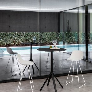 Fabric-upholstered Miunn bar stool