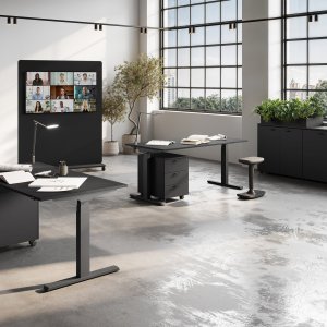 UP sit-stand bench with one side standing and one seated