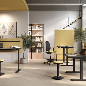 Telescopic 90 x 60 mm T leg of the UP desk in white