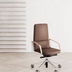 Lead executive chair by Las Mobili with die-cast aluminium armrests and polished five-star base