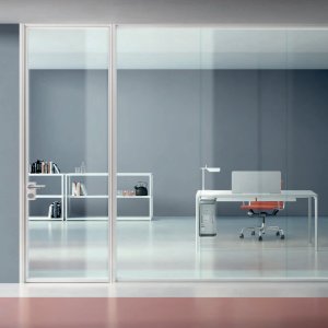 Joining profile between glass and wood panels on Simple Bold