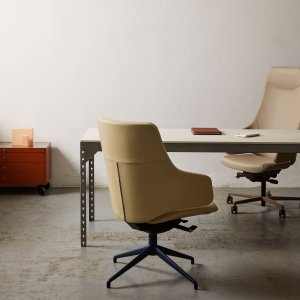 Open-spoke castors on the Luxy Italia